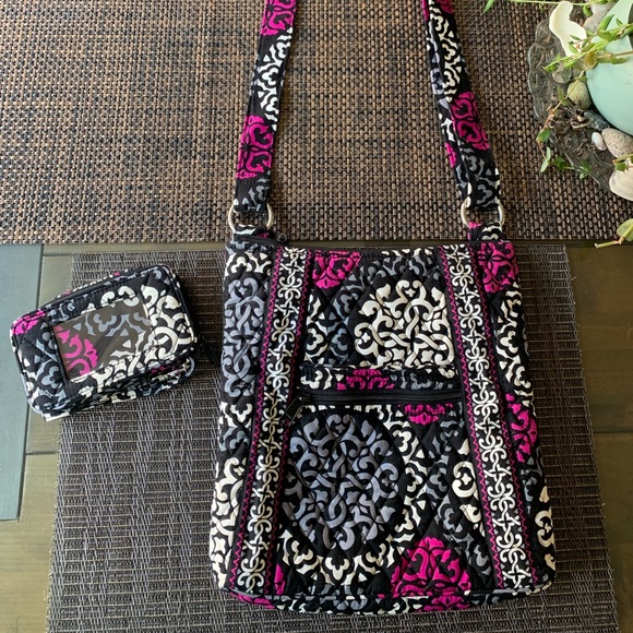 Vera Bradley crossbody purse and wristlet wallet - Picture 2 of 11